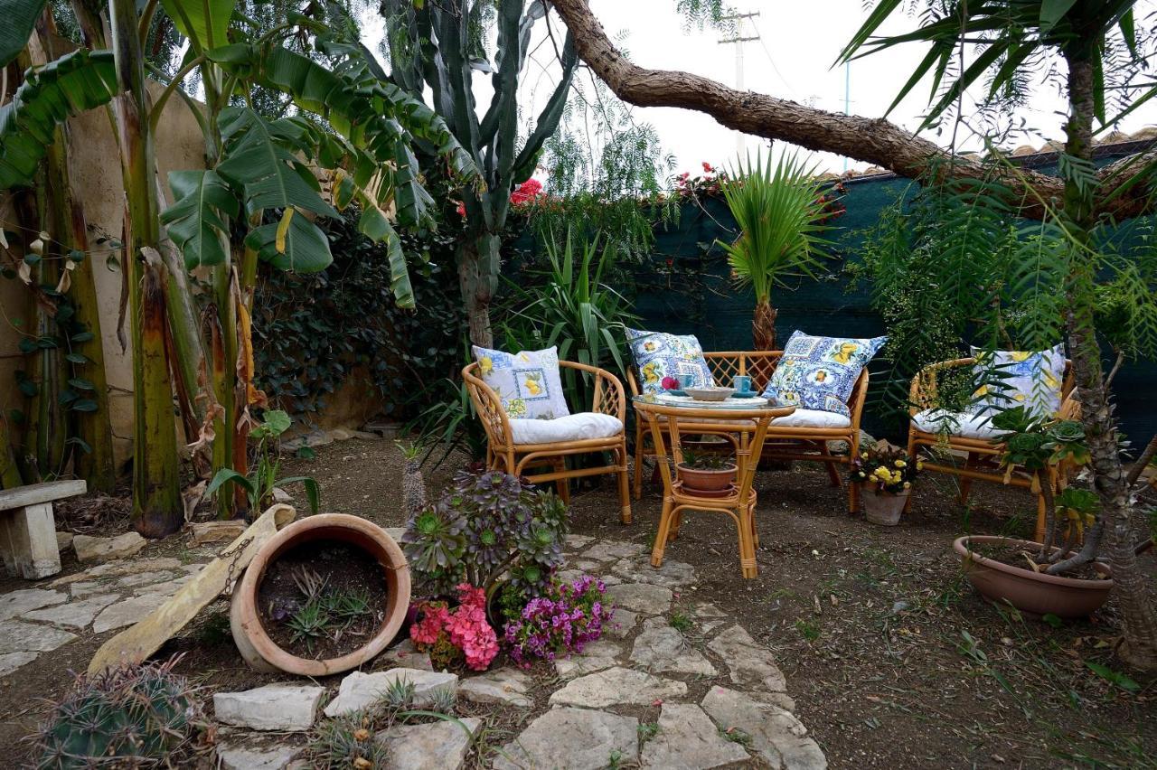 Lumie Di Sicilia Bed and Breakfast Πόρτο Εμπέντοκλε Εξωτερικό φωτογραφία