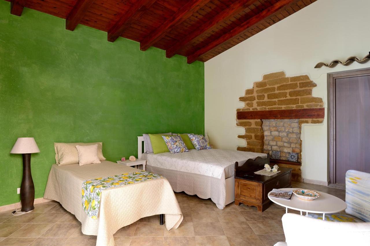 Lumie Di Sicilia Bed and Breakfast Πόρτο Εμπέντοκλε Εξωτερικό φωτογραφία